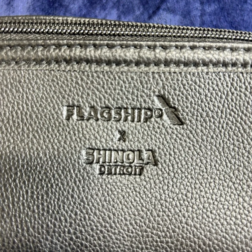 Shinola Detroit American Airlines Flagship Travel Comfy Toiletry Bag In Black